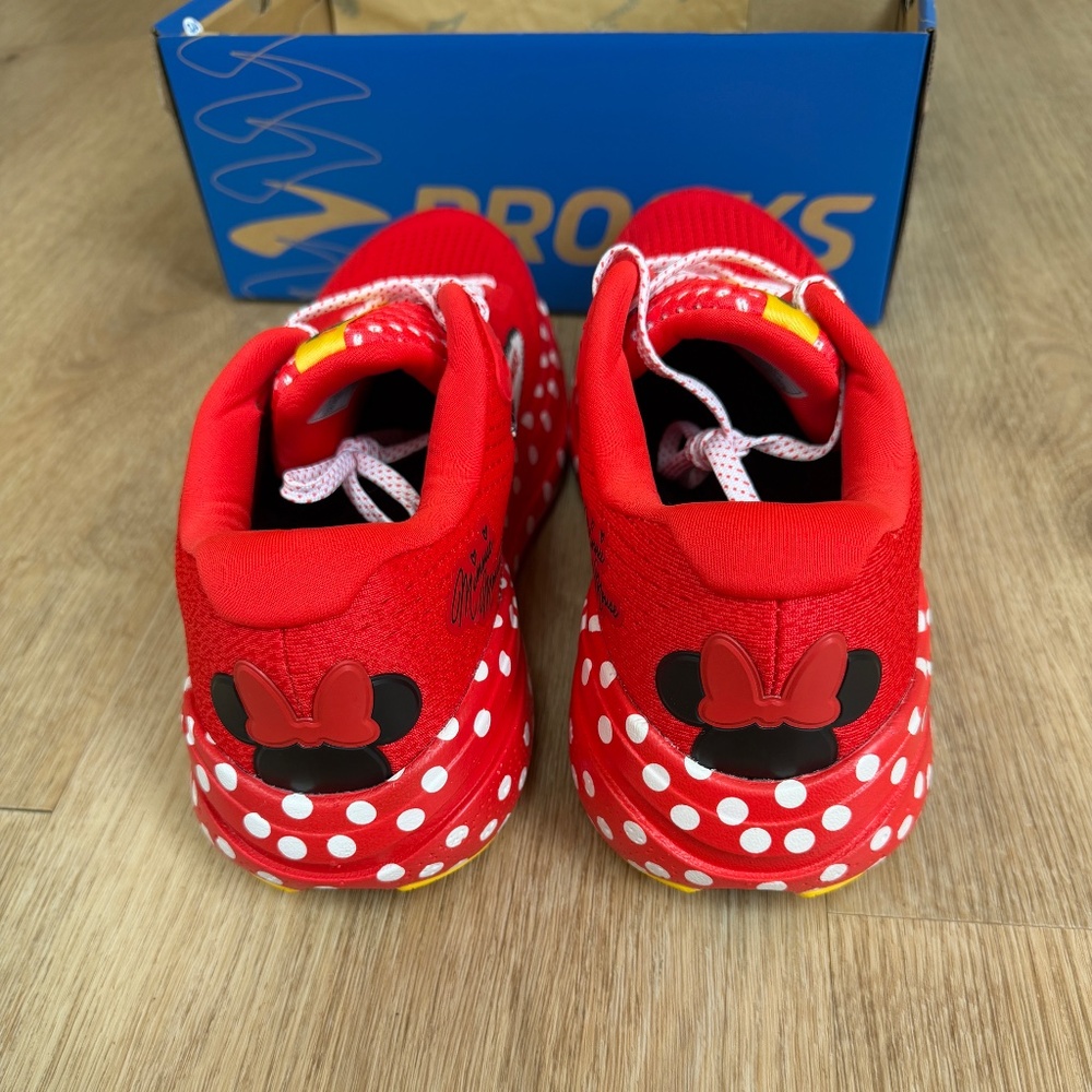 Brooks runDisney Minnie Mouse Running Shoe - Women's 10.5 - Picture 3 of 5